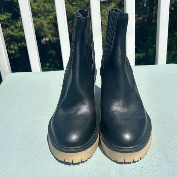 Dolce Vita Caster H20 Black Block Heel Platform Chelsea Booties Size 8.5 - Picture 3 of 8
